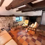Villa Moulin De *